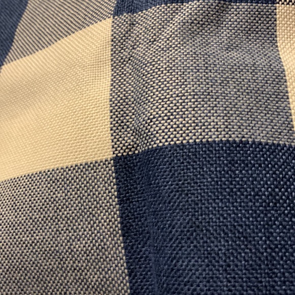 2 pack of accent pillow covers blue and off white checked size 21”x21” - Picture 3 of 3